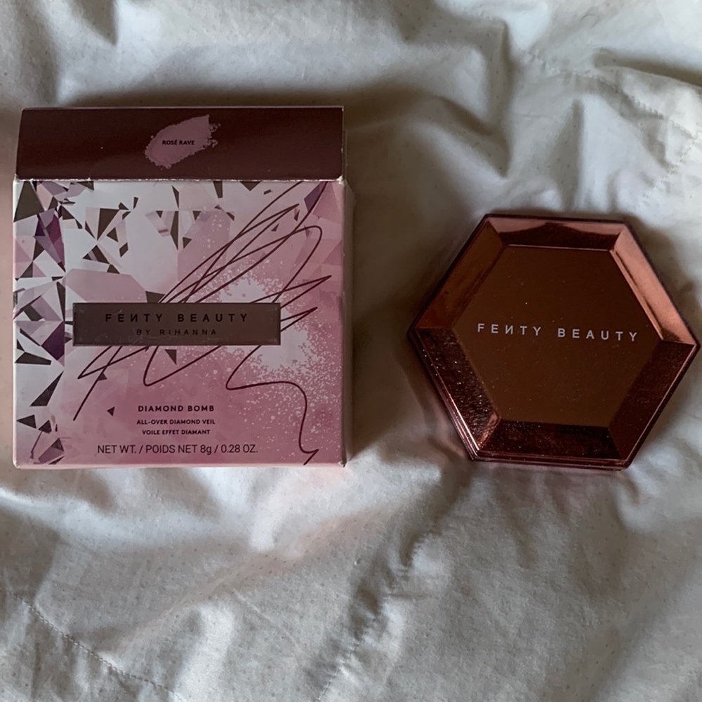 Fenty Beauty Diamond Bomb